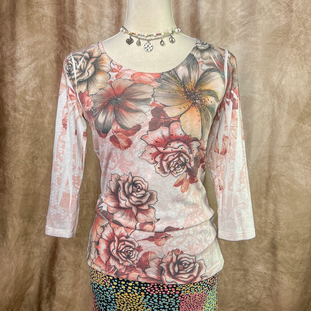 Vintage Y2K Boho Grunge Top Rhinestone T-Shirt Floral Pattern Pink White Fairy